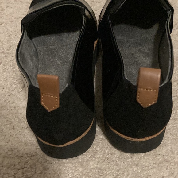 Dr. Sholl’s Black Patent Shoes  size 11M - Picture 3 of 4